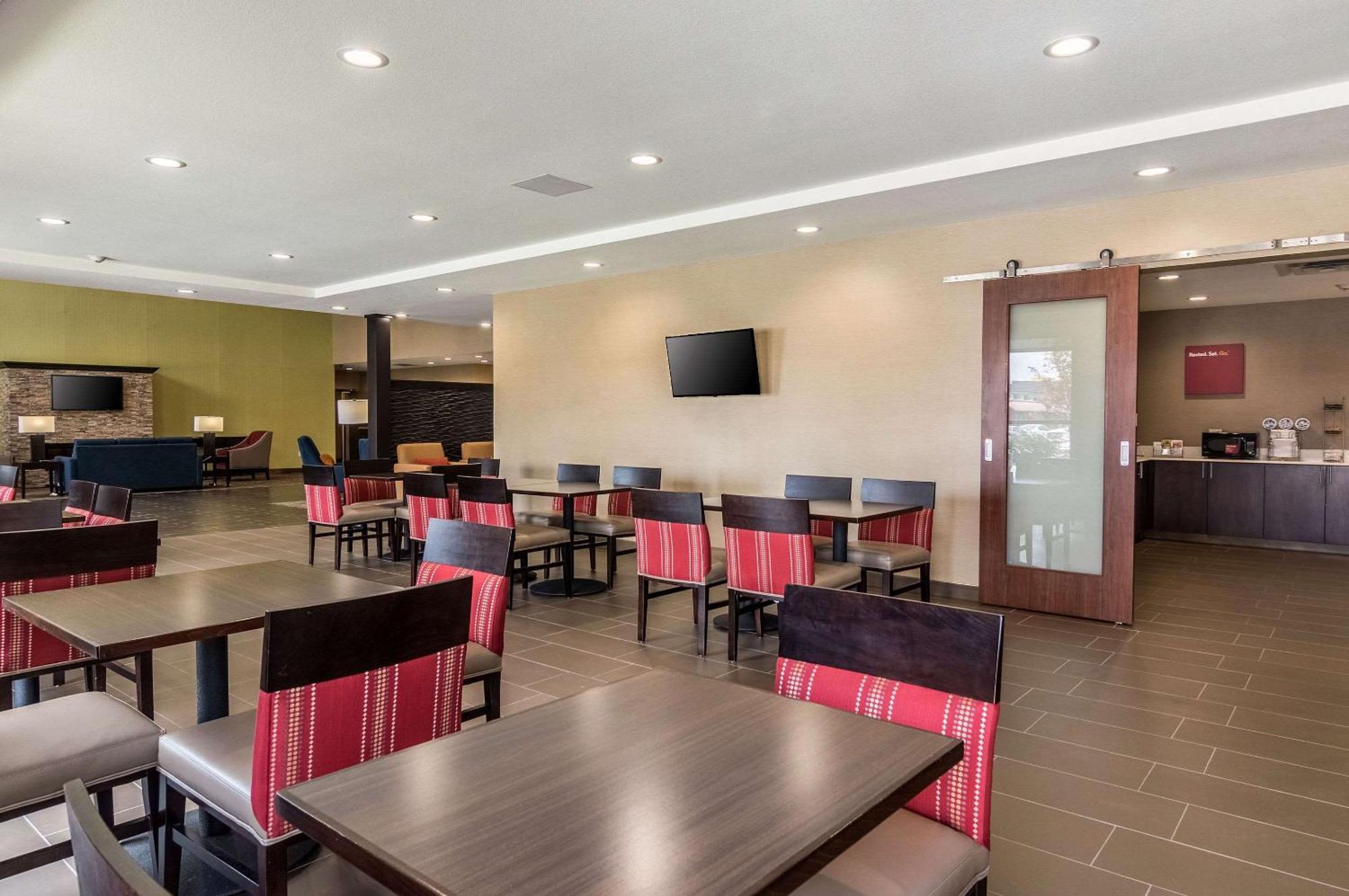 Comfort Suites Meridian And I-40 Oklahoma City Eksteriør billede