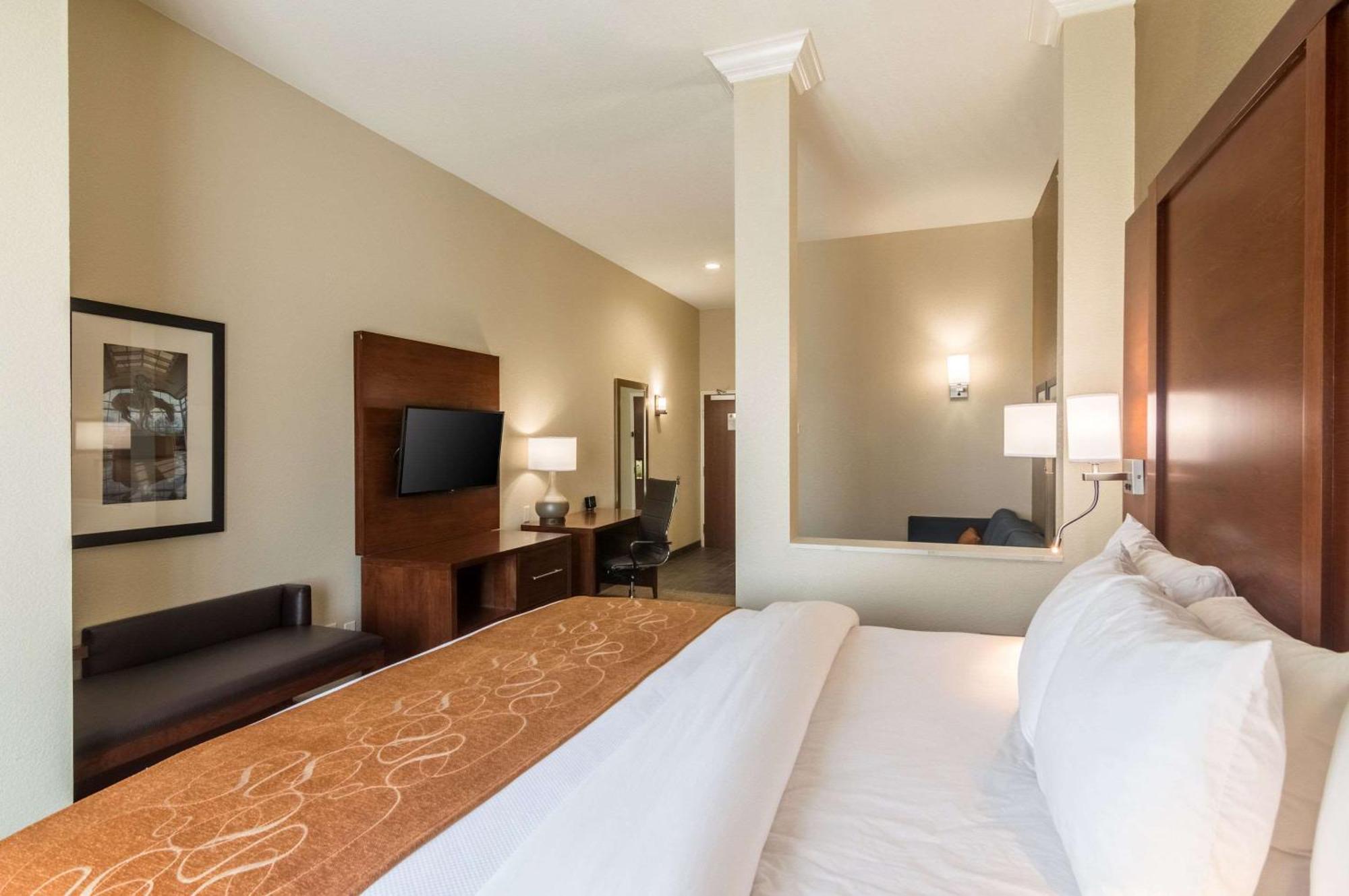 Comfort Suites Meridian And I-40 Oklahoma City Eksteriør billede