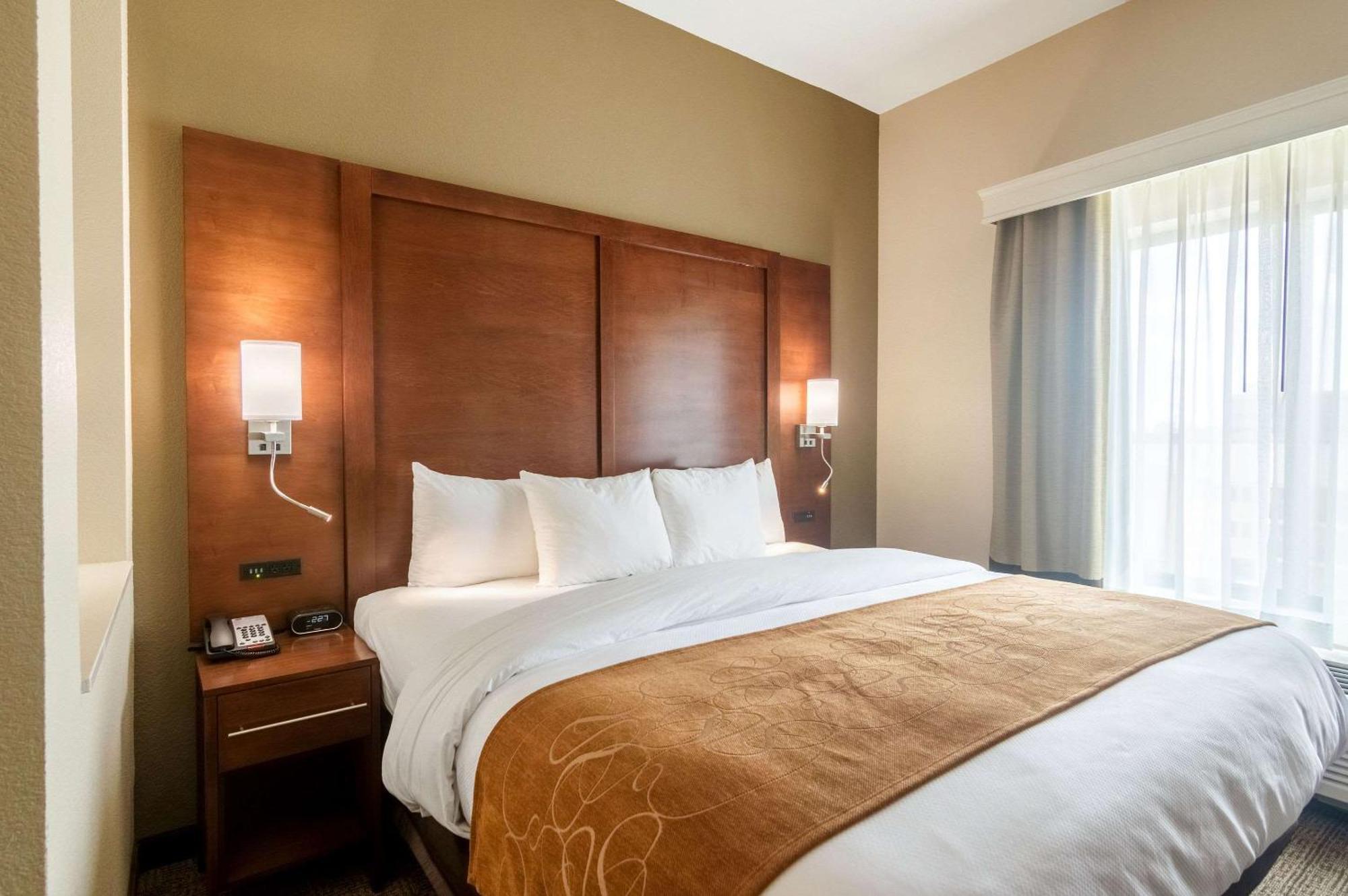 Comfort Suites Meridian And I-40 Oklahoma City Eksteriør billede