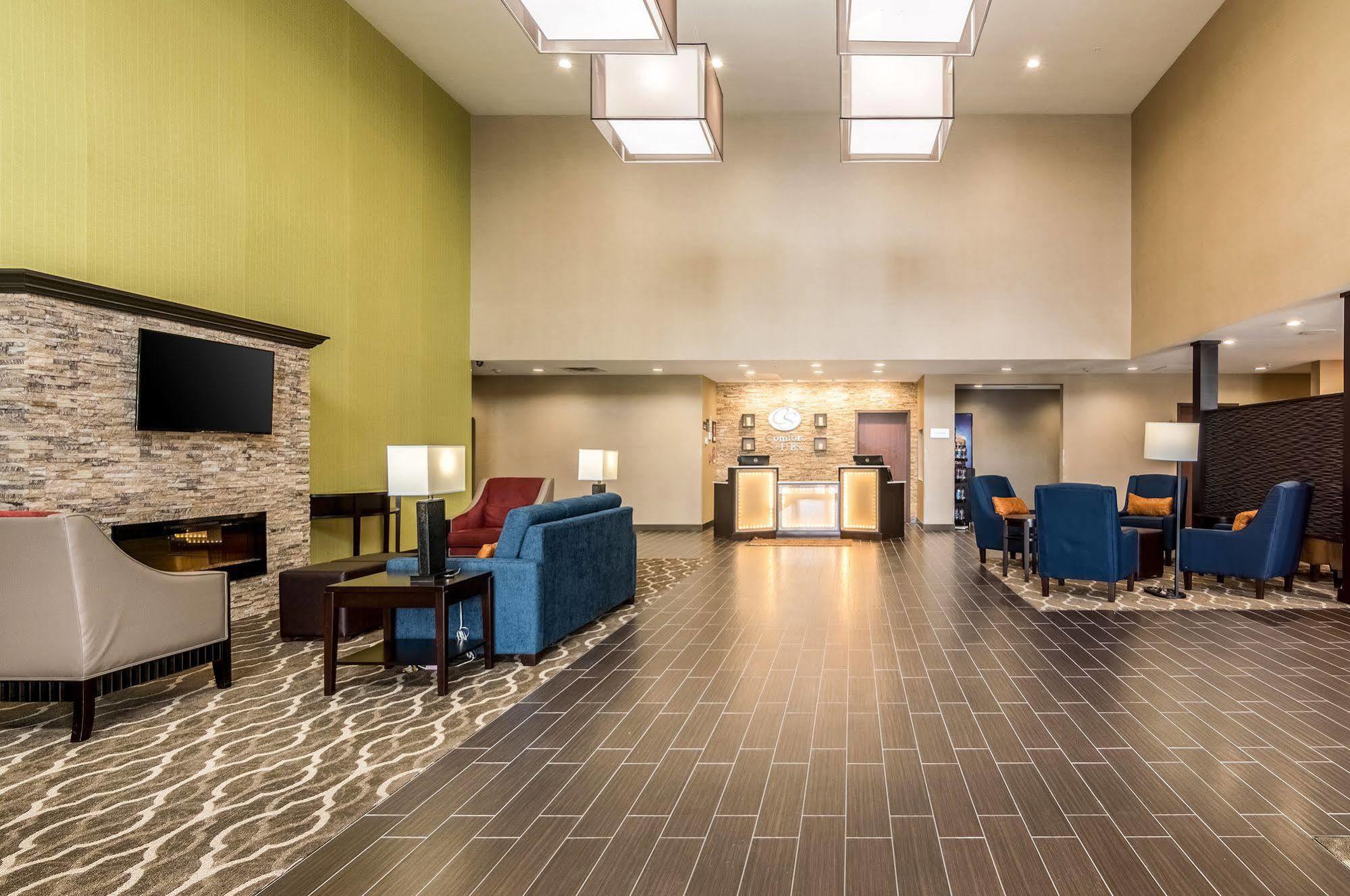 Comfort Suites Meridian And I-40 Oklahoma City Eksteriør billede