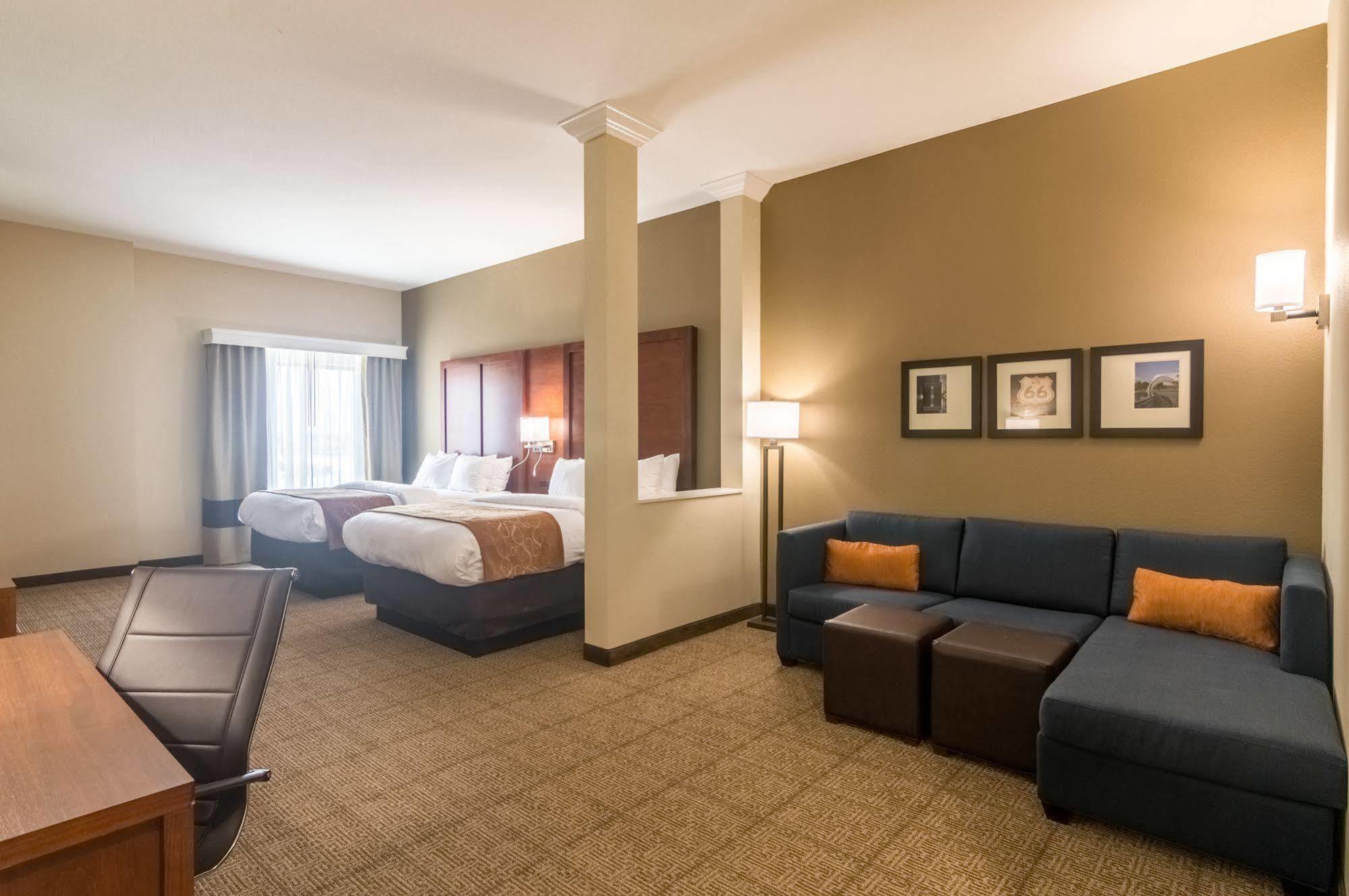 Comfort Suites Meridian And I-40 Oklahoma City Eksteriør billede
